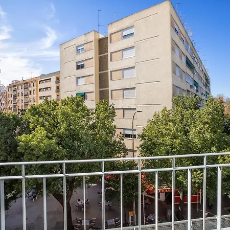 Fleming, Comodo Junto Mezquita Y Juderia *