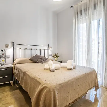 Fleming, Cómodo Junto Mezquita Y Judería * Córdoba