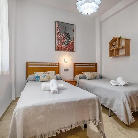 Fleming, Cómodo Junto Mezquita Y Judería Córdoba