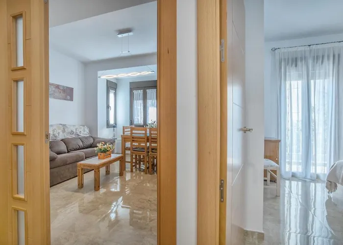 Fleming, Comodo Junto Mezquita Y Juderia *