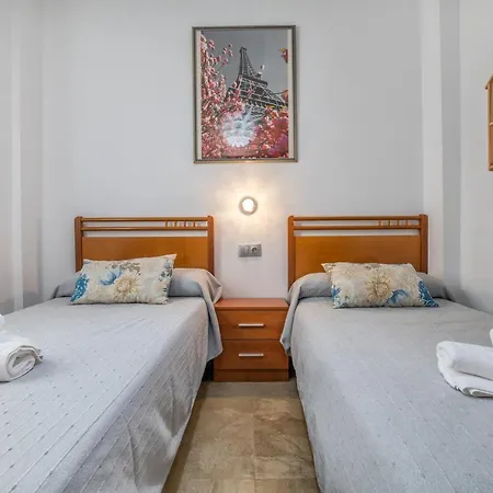 Fleming, Comodo Junto Mezquita Y Juderia Cordoba